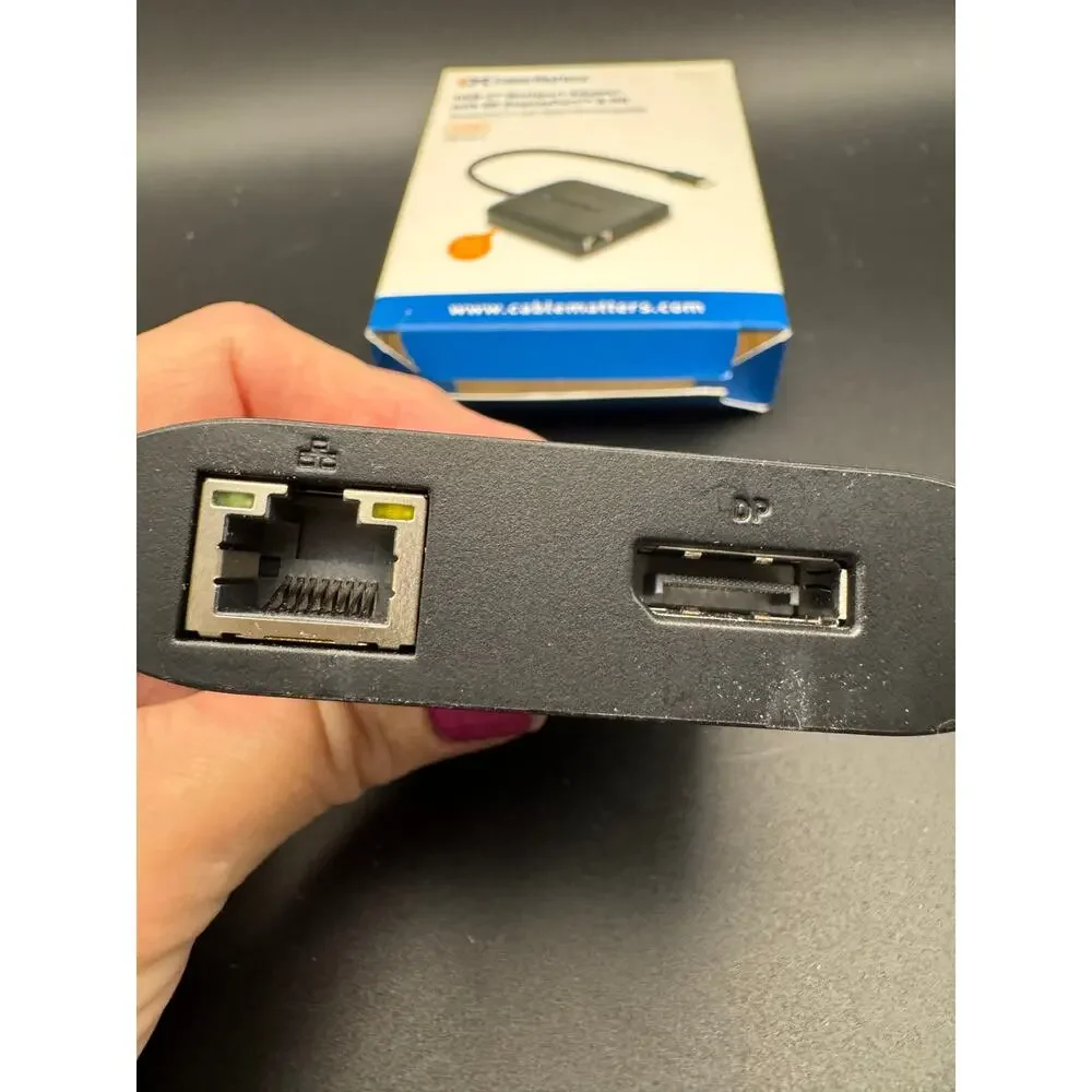 Cable Matters USB C Multiport Adapter USB C Hub w/DisplayPort 8K Model: 201046_V